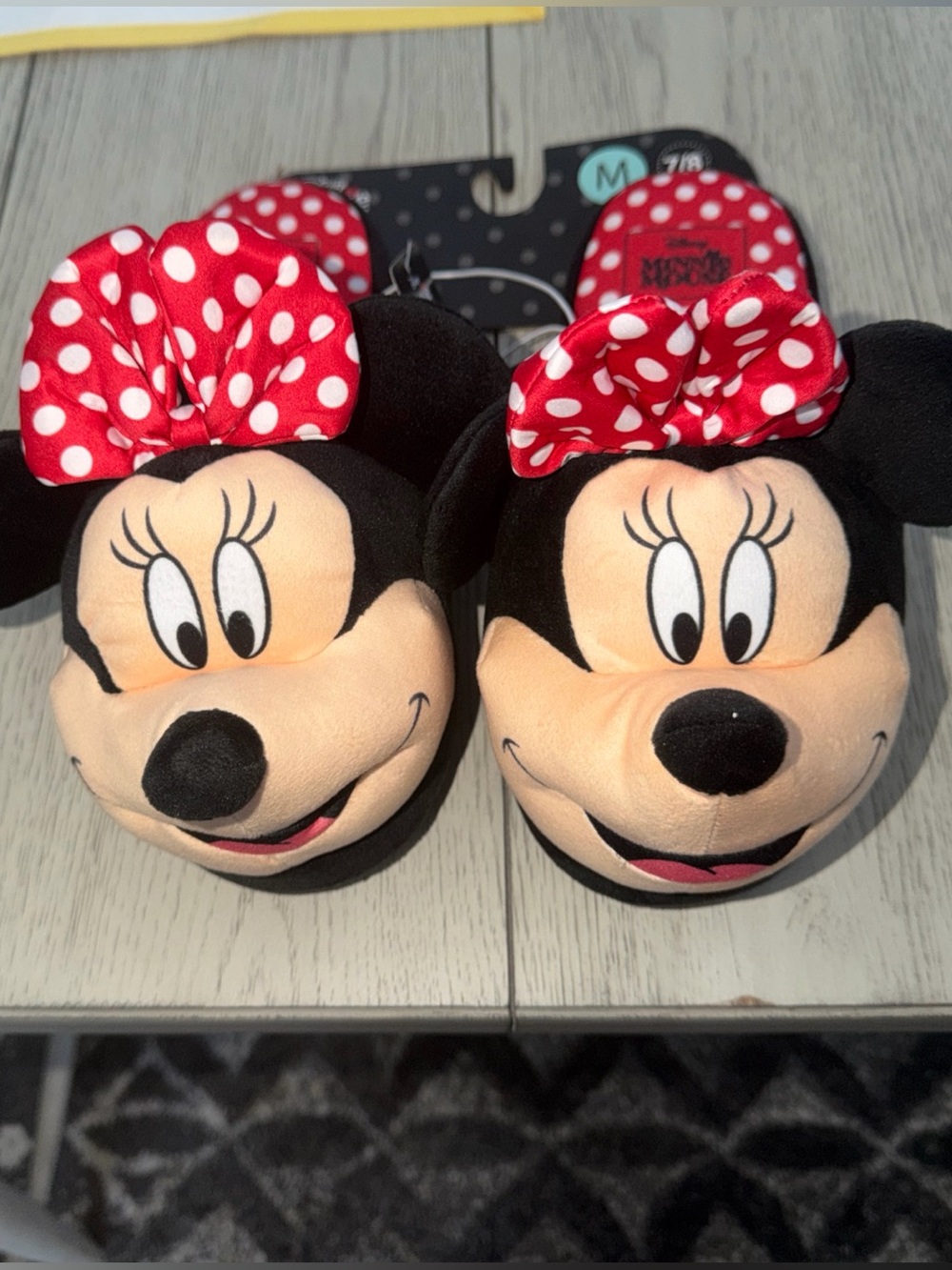Disney Womens Minnie Mouse 3D Plush Head Slippers NWT Size M 7/8 House Shoes Bow